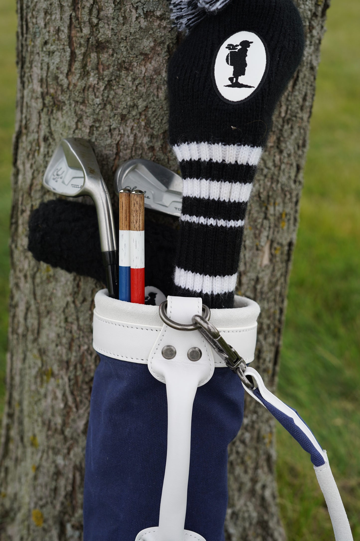 kids golf bag with alignment stick