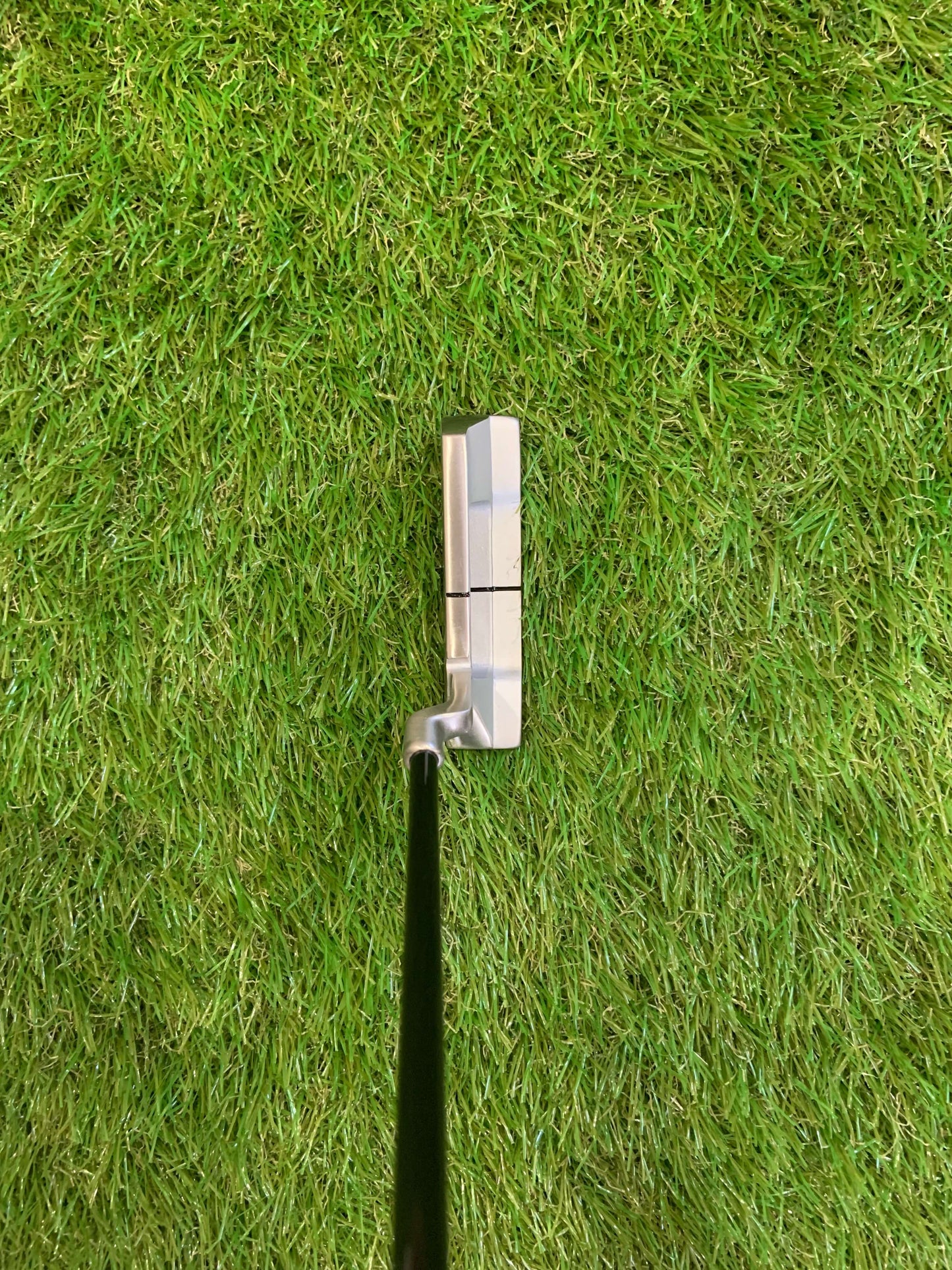 top view of kids golf club putter