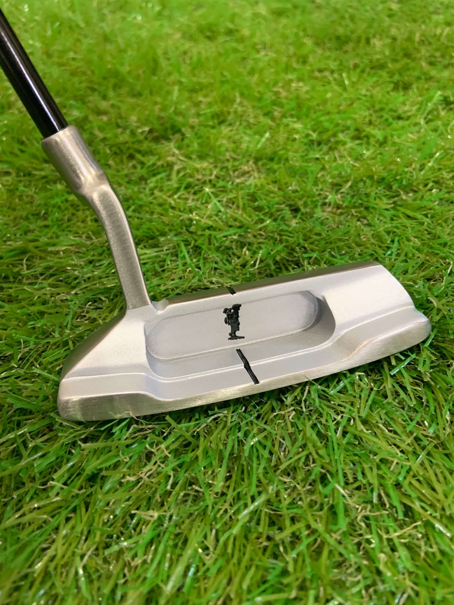 back side of kids golf club putter