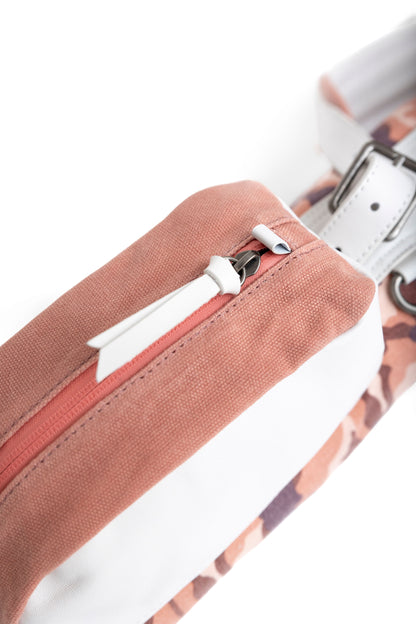 pocket of kids golf bag