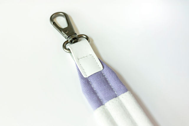 buckle on strap for youth golf bag
