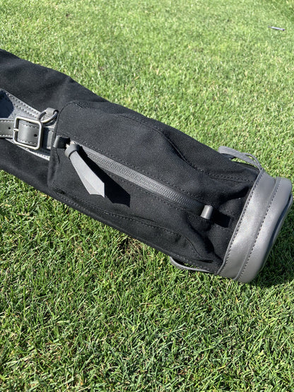 pocket of black kids golf bag